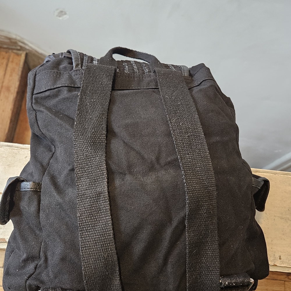Stylish Black Backpack - image 7
